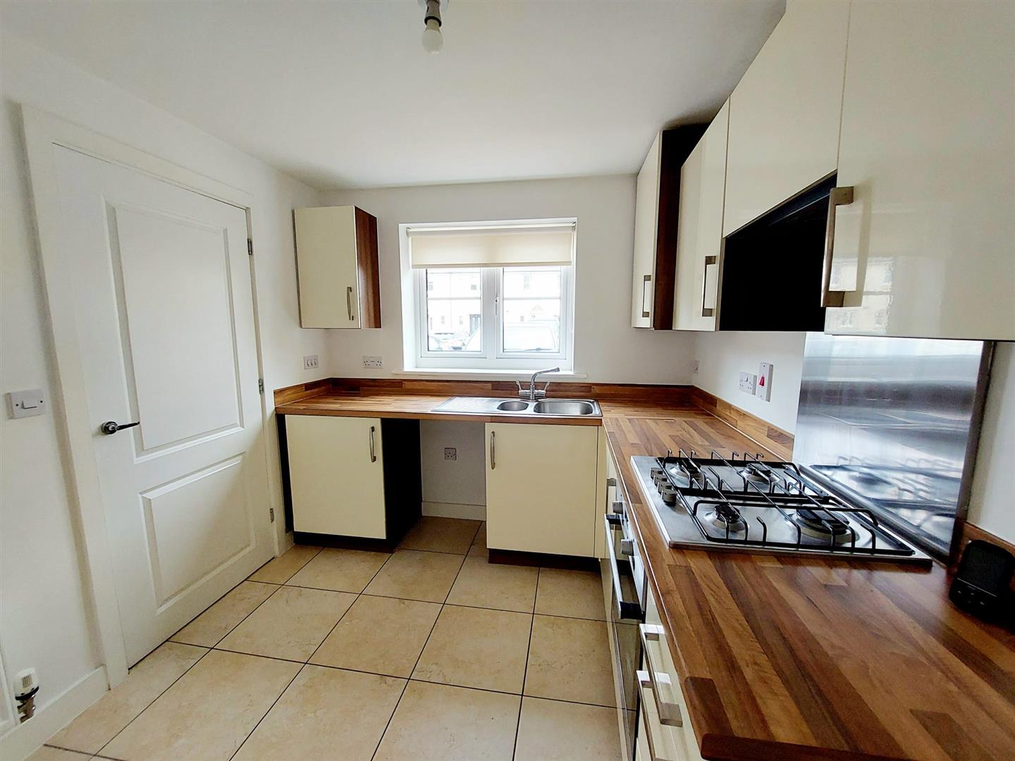 Elm Tree Road, Penllergaer, Swansea, SA4 9FH